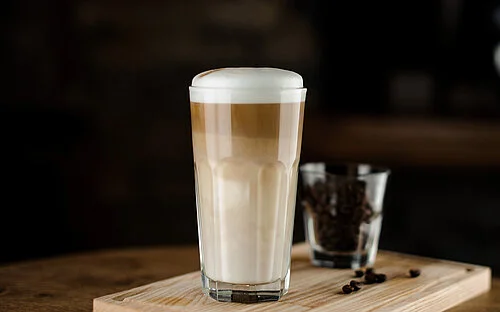 latte macchiato par lobodis